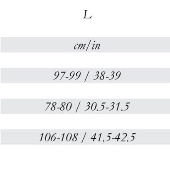 The Jetset Diaries TJD Sonnet Crop Top Ivory - Picture 7 of 7